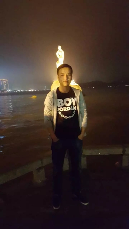 清风徐来。的第一张照片--巴中闪婚服务中心